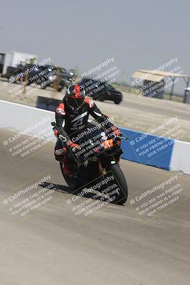 media/Jul-13-2025-Pacific Track Time (Sun) [[819660bca7]]/B Group/1120am (Pit Lane and Turn 1)/